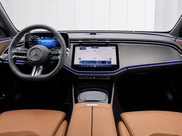 2019 Mercedes Benz Platinum – One Owner